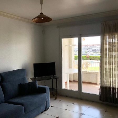 Jv Maurici Bj3 Apartment เอมปูเรียบราบา ภายนอก รูปภาพ
