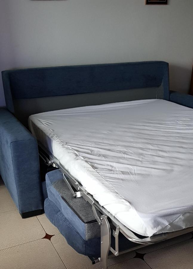 Jv Maurici Bj3 Apartment เอมปูเรียบราบา ภายนอก รูปภาพ